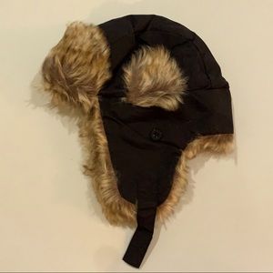 Gap Kids Size S/M (2-3 Years) Black Water Resistant Trapper Hat with Faux Fur